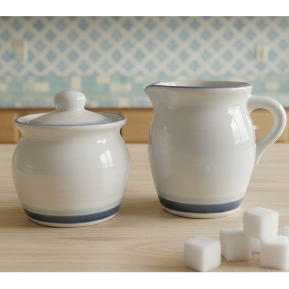 Pfaltzgraff Sky Blue Band Sugar Bowl Lid & Creamer Set USA Stoneware Vintage